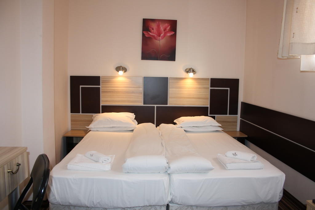 Orlando Hotel 3*